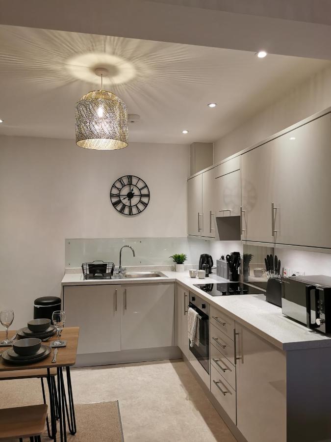 Axiom Apartment - Beautiful Stylish 2 Bed. Cheltenham Exteriör bild